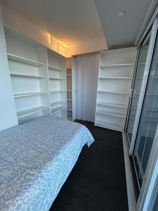 Gulden Bozbay's room