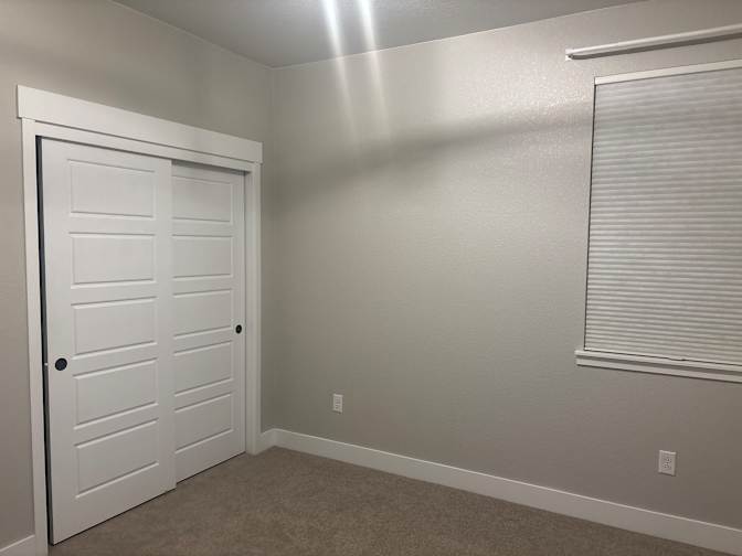Ela's room