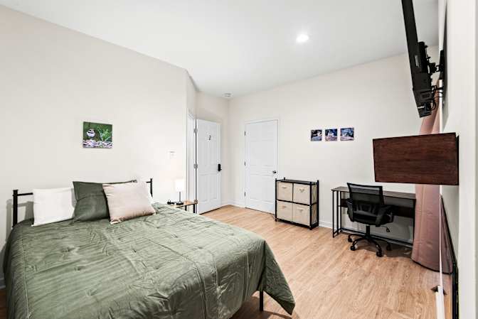 Joanna Salidis's room