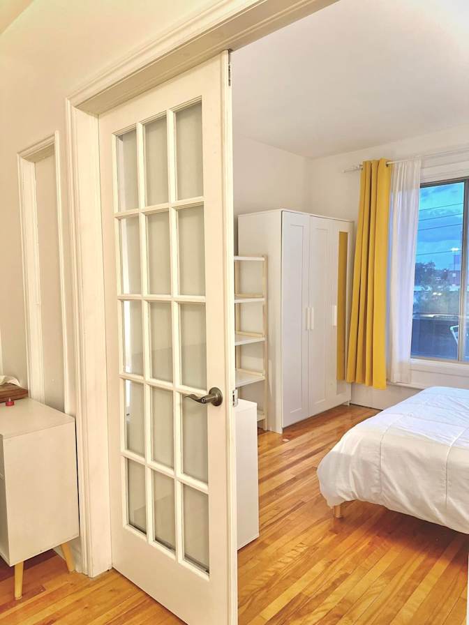 Iris Tori's room