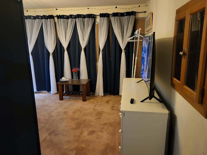 Eddy's room