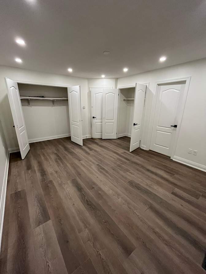 Saad Jafri's room