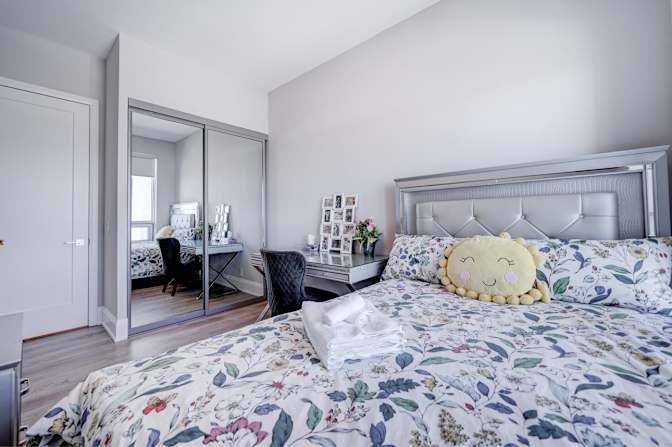 Jenny's room