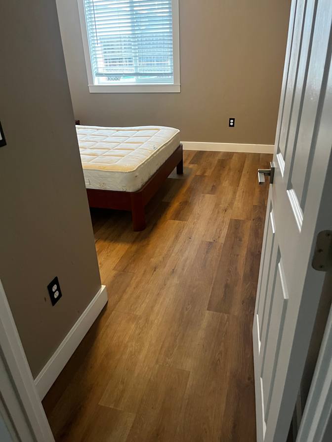 Etienne's room