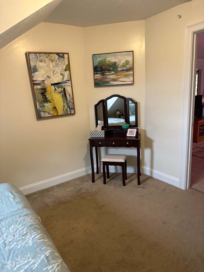 Jennfer's room