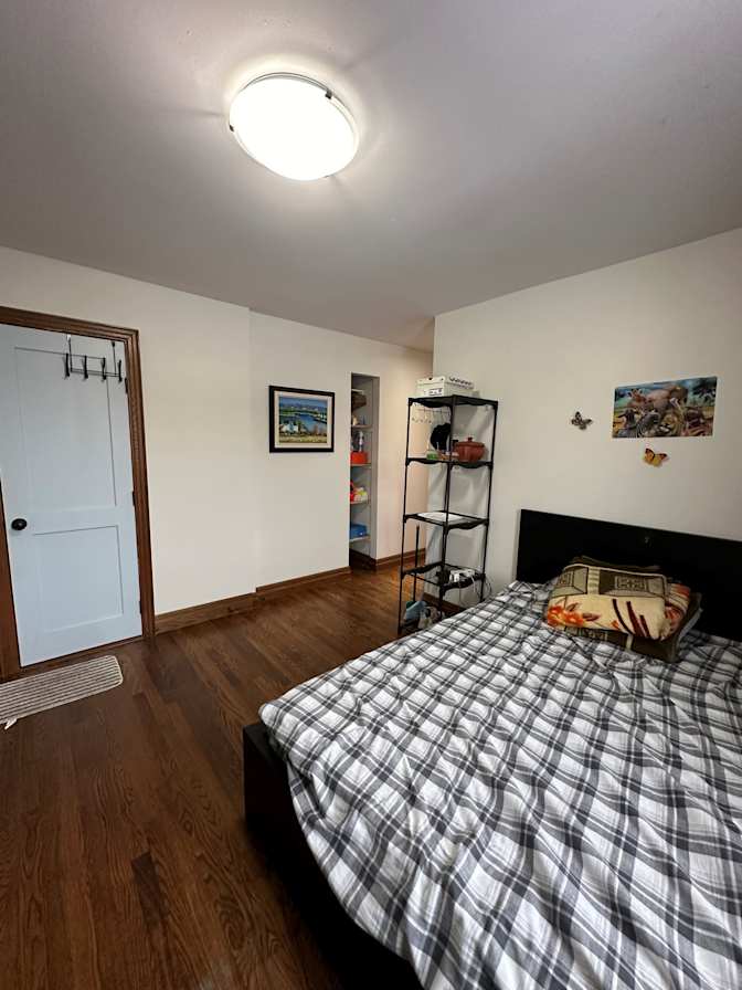 Gloria's room