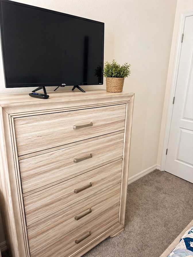 Carla's room