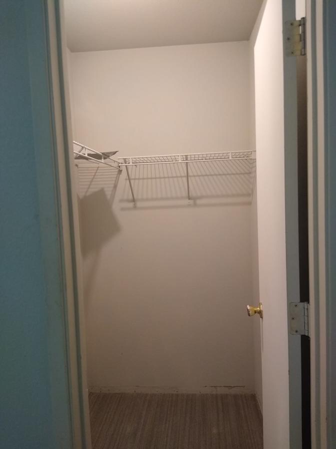 KathleenSam's room