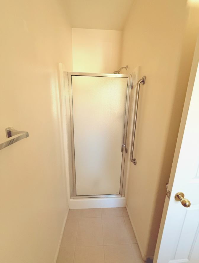 GUEST HOUSE's room