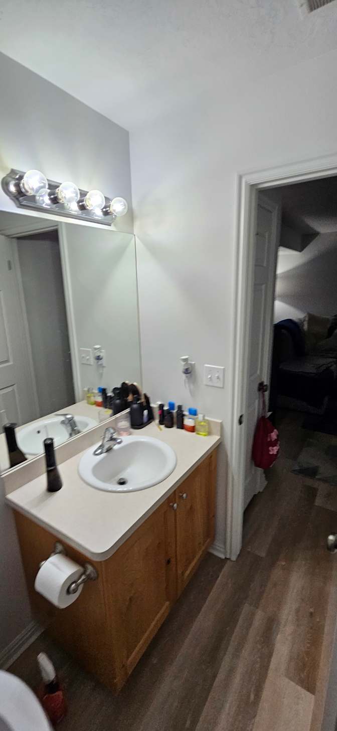 Dennis's room