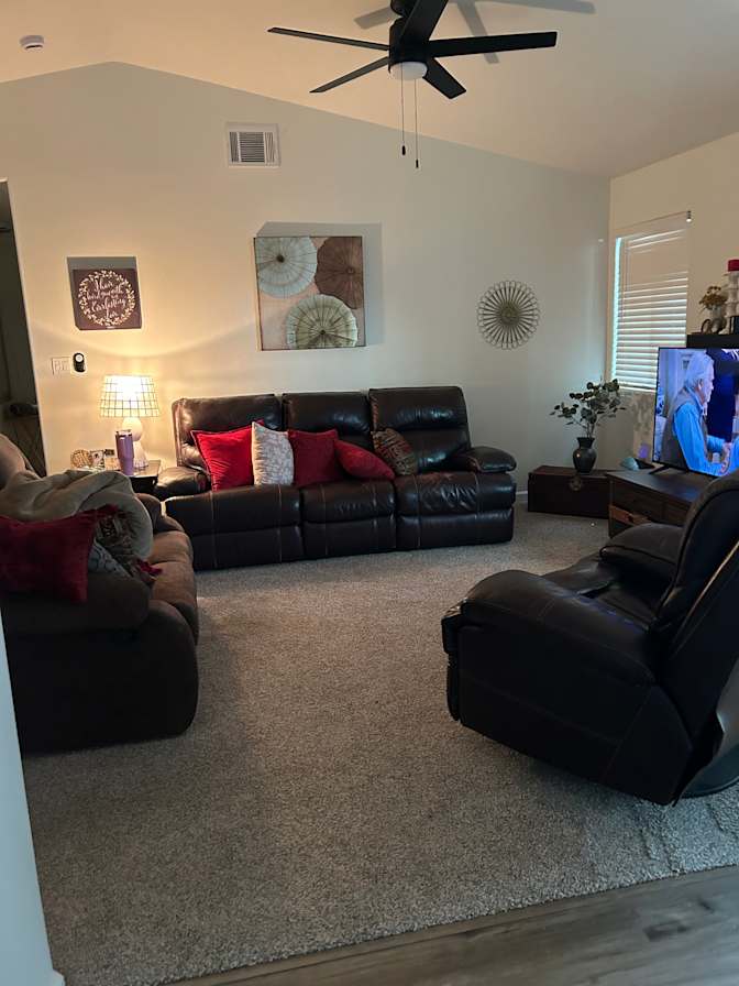 Kirsten Hoffman's room