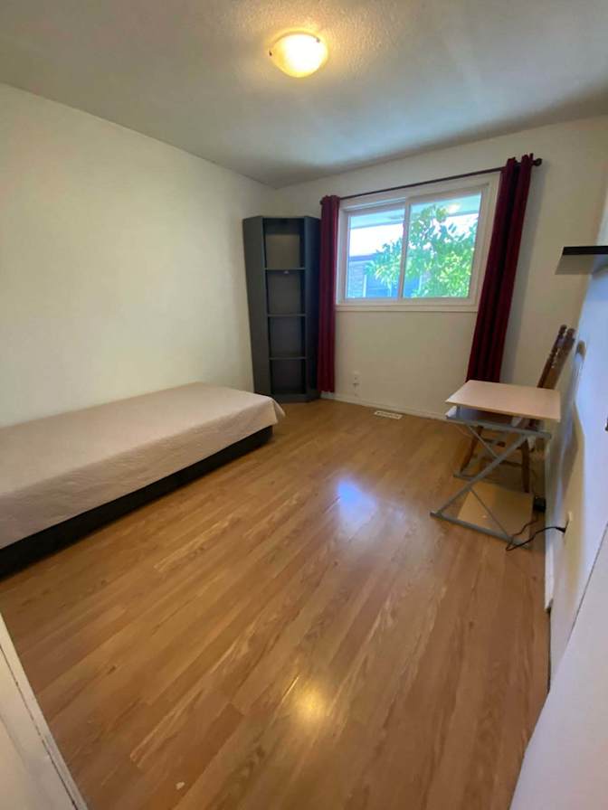 Nicola's room