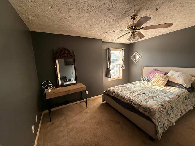 Andrea  Buchanan's room