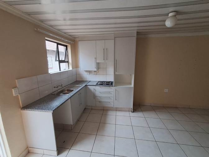 Thando's room