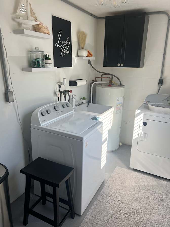 Darren's room