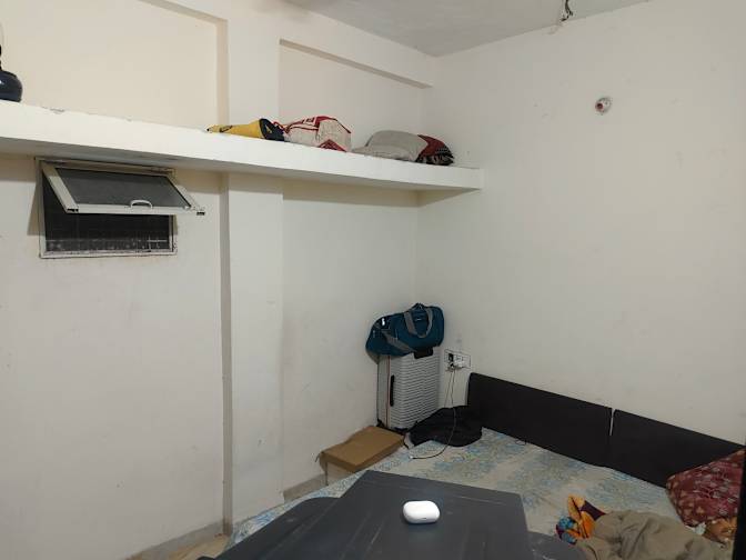 Vicky's room