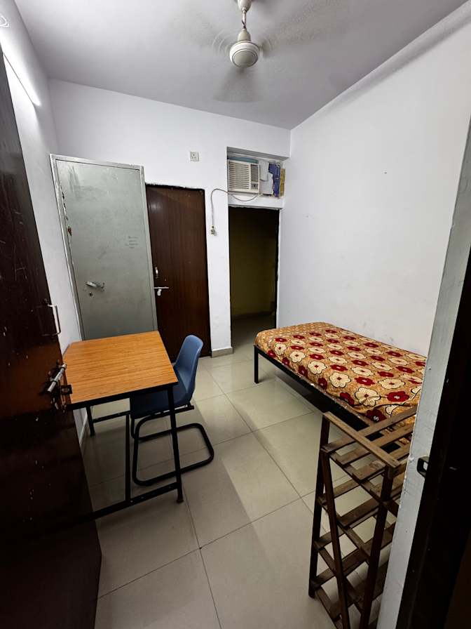 Khushboo's room