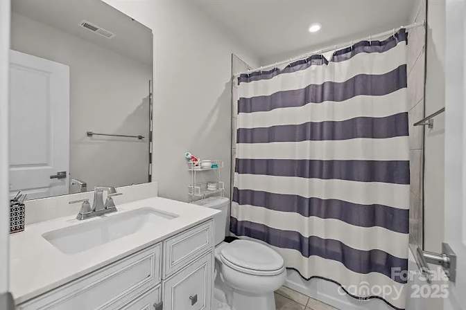 Alcove Rooms's room