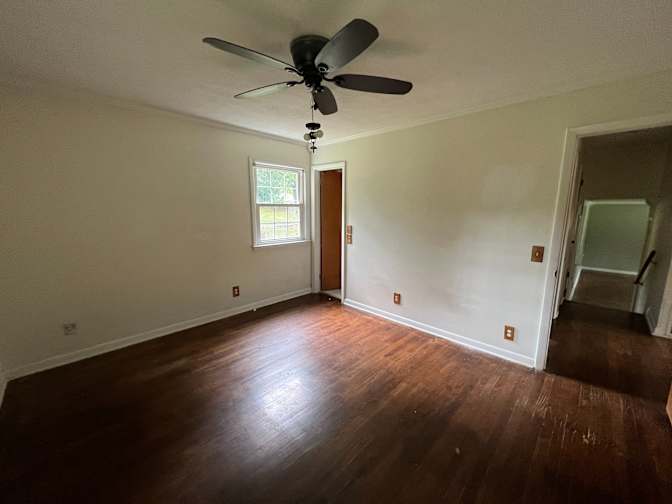 Alcove Rooms's room
