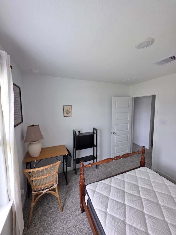 Marlyse's room