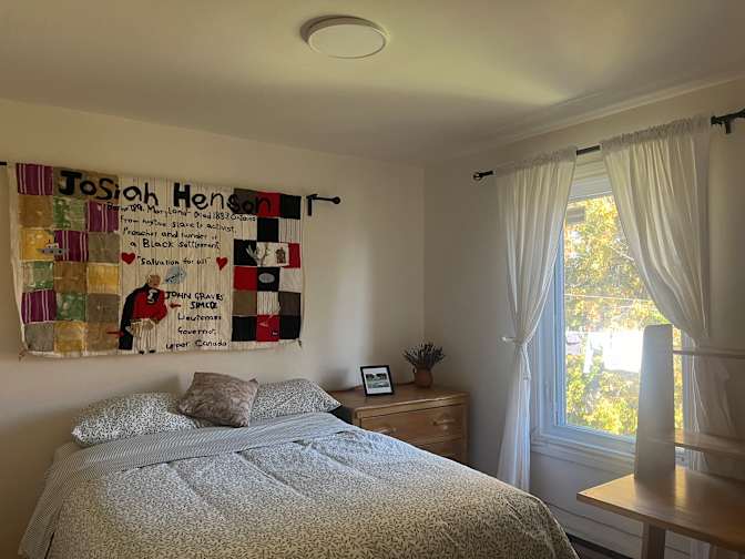 Anna's room