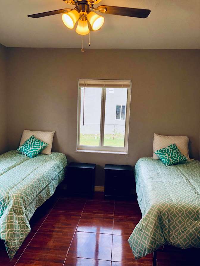 Dee's room