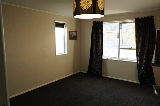 Simon's room