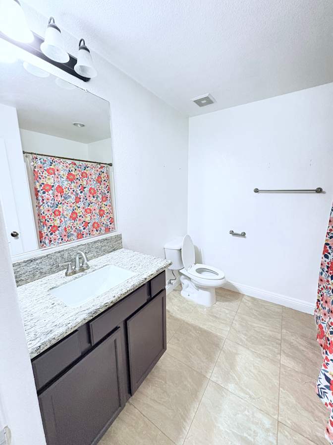 Marifer's room