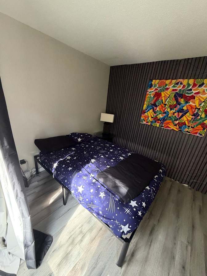 Sam's room