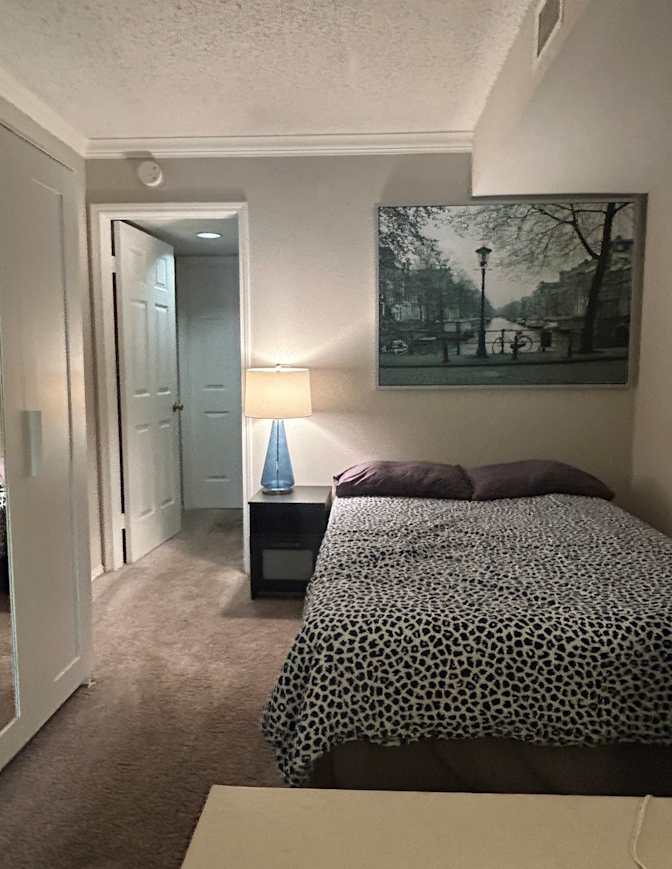 Gustavo's room