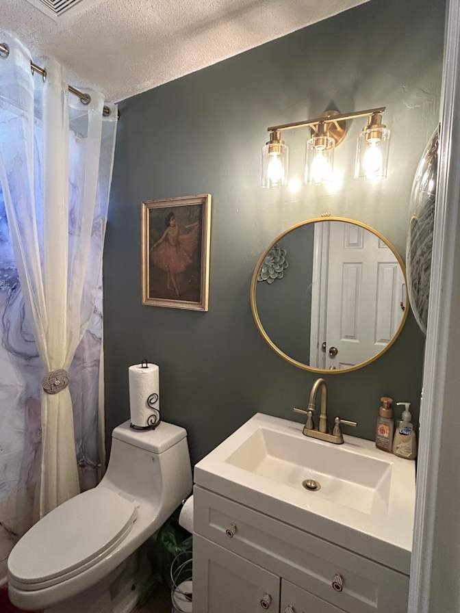 Shonnatha Peters's room