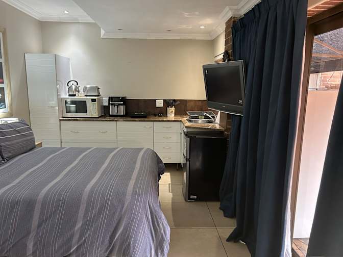 Dave's room