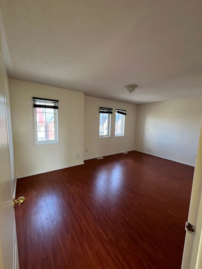 Henry Nguyen's room