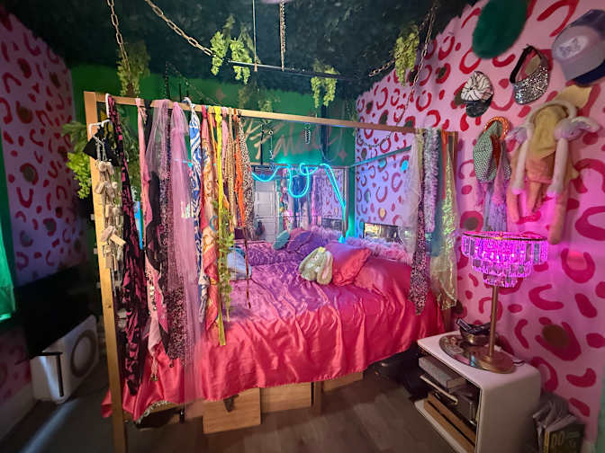 Ray's room