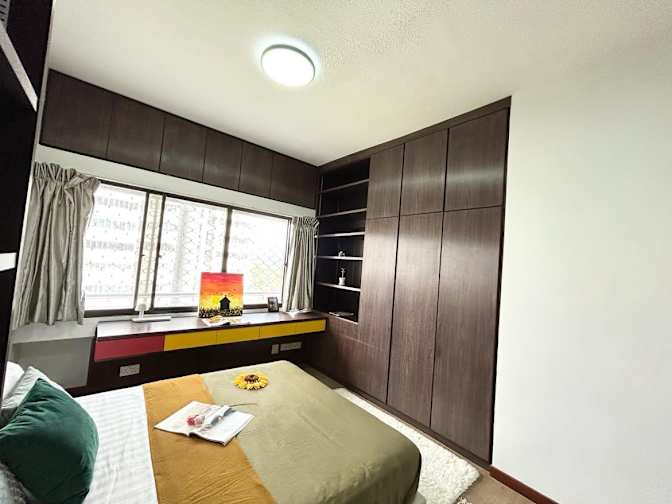 VVA EI's room