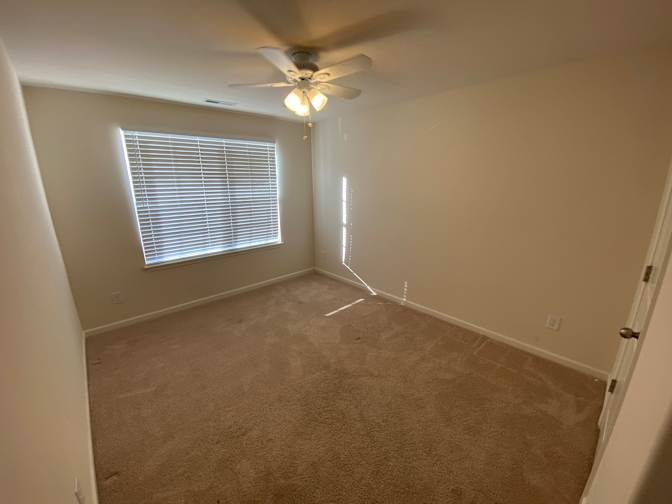 Alcove Rooms's room