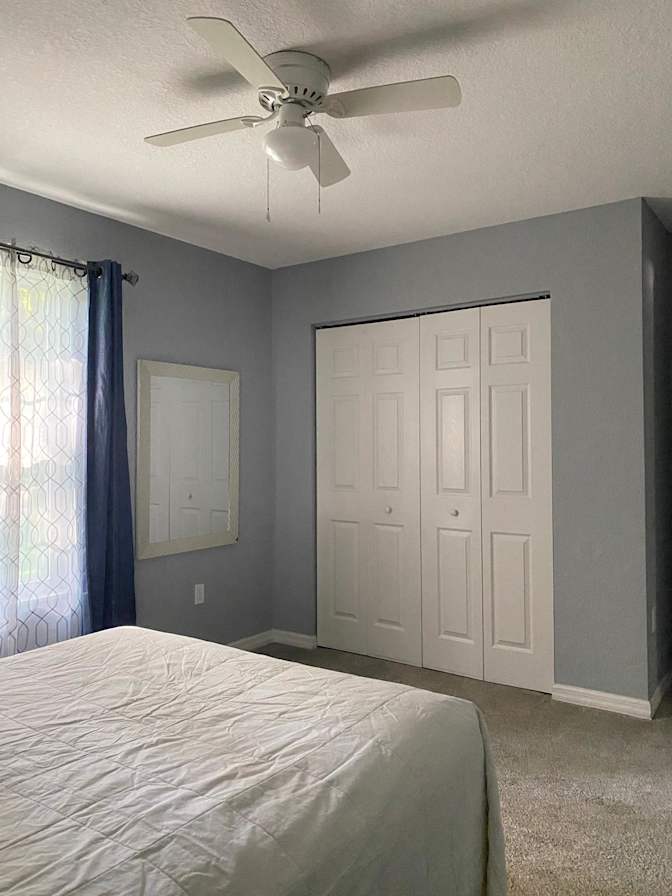 Laura Mateus's room