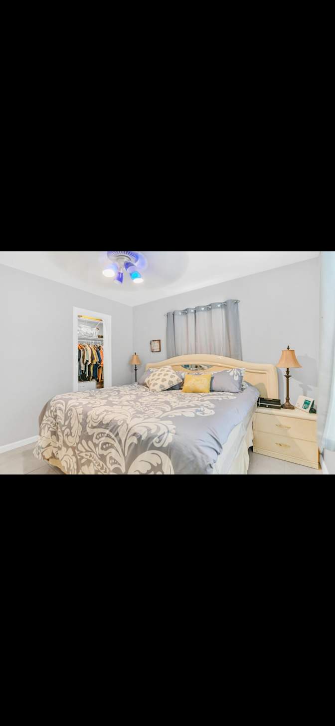 Diana's room