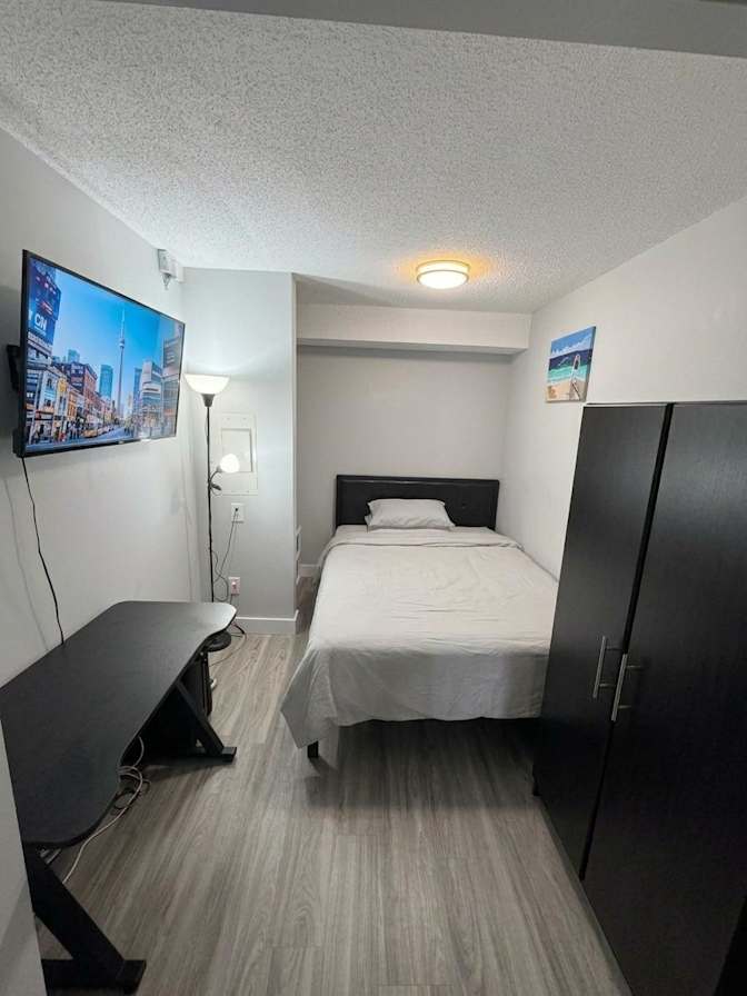 Norick's room