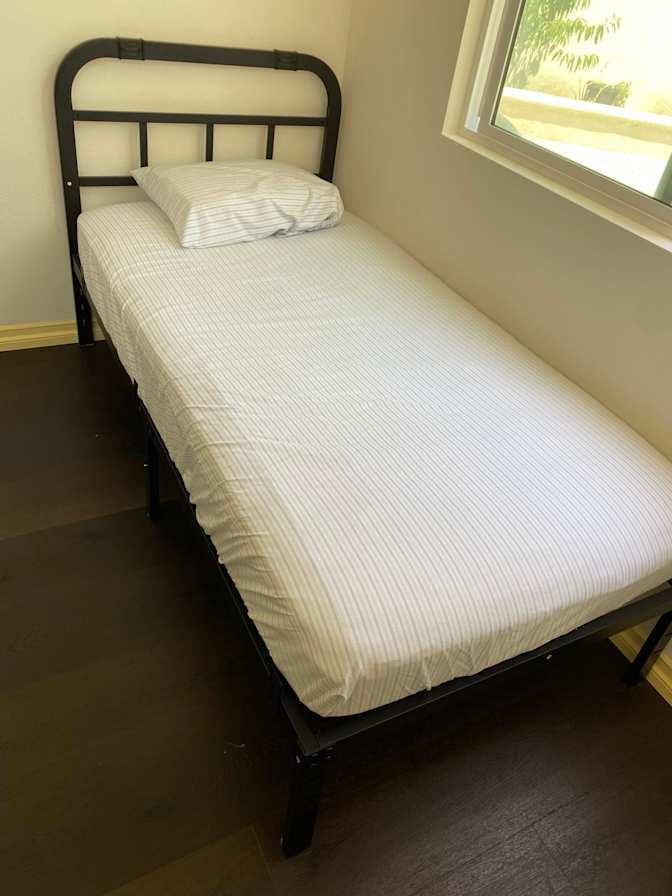 Lisa's room