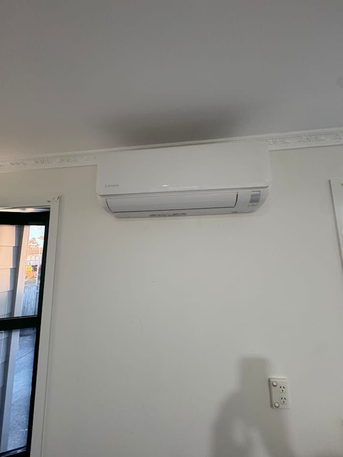 Tanweer's room
