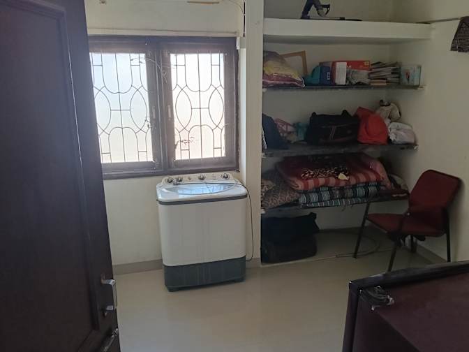 Yash's room