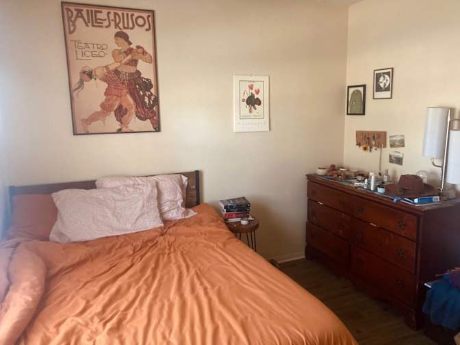 TRENT WILLIAMS's room