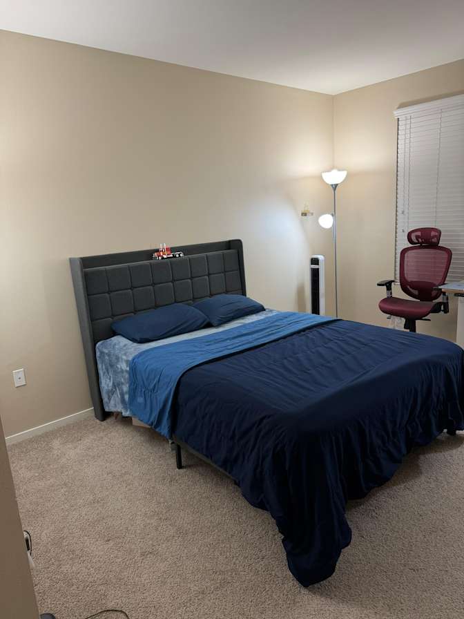 Tarun's room