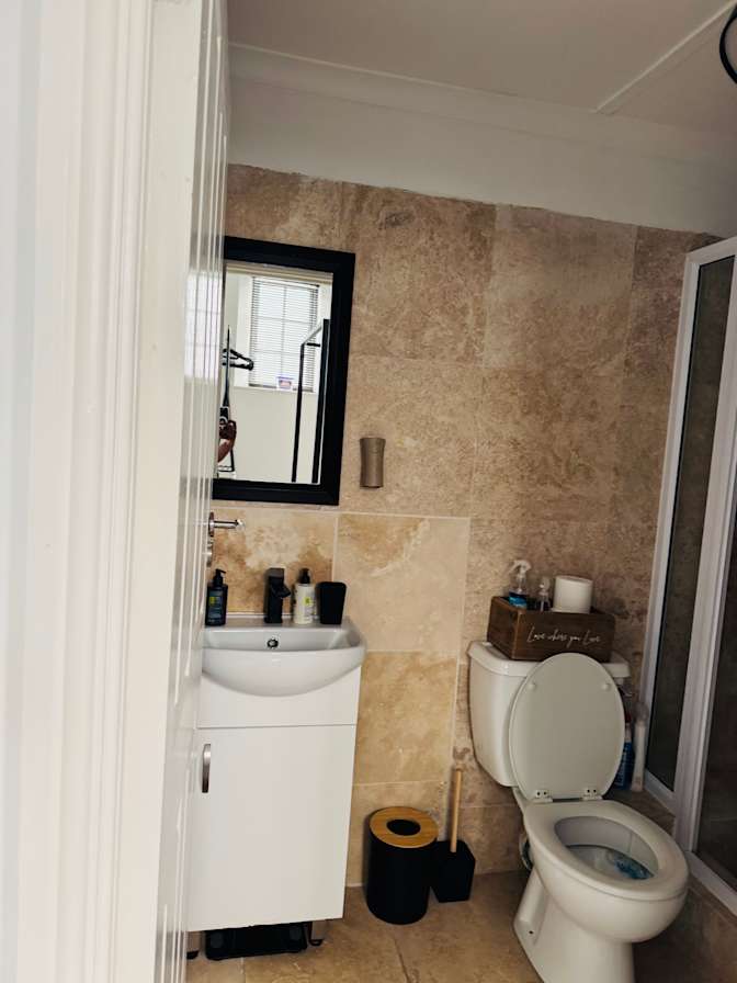 Bonke Mahamba's room