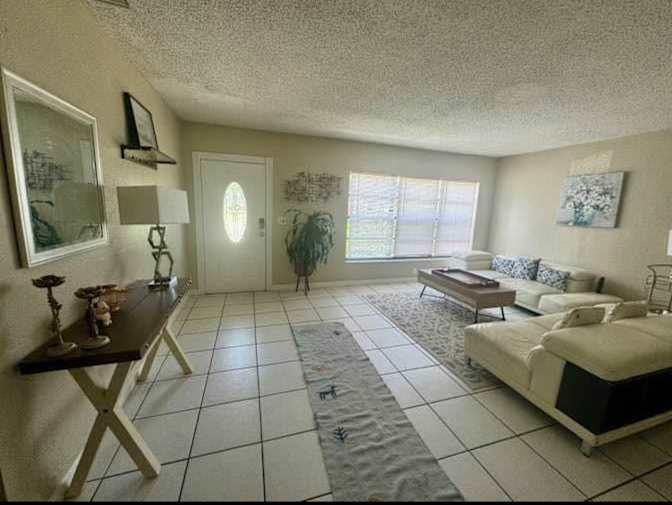 Nilufer Ucler's room