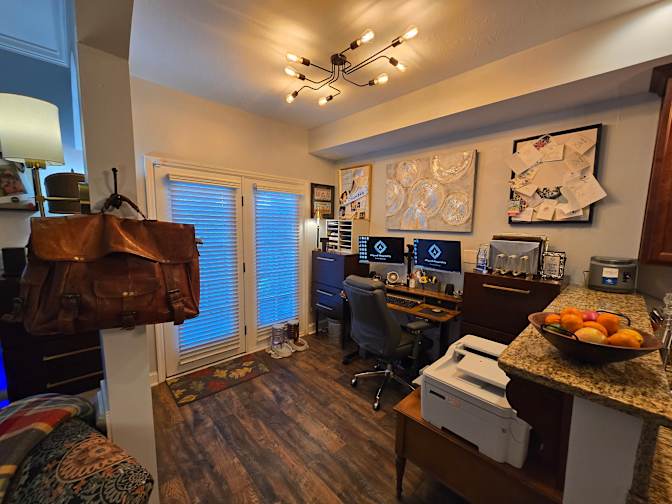 Tom's room