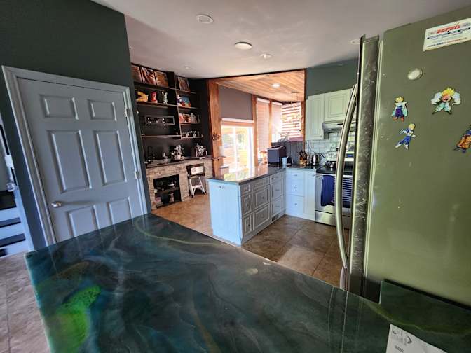 Patrick Vien's room