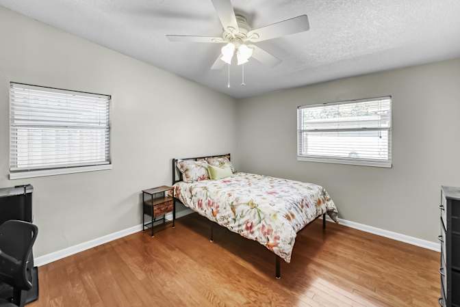 PadSplit's room