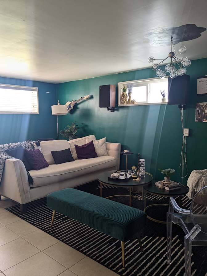 Jenn's room